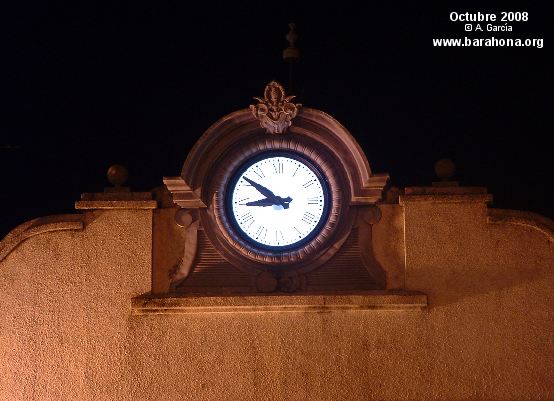 Reloj funcionando en el Ayuntamiento de Baraona